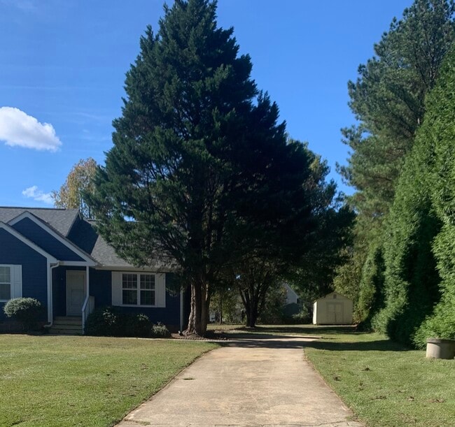 property at 5 Holding-Young Rd