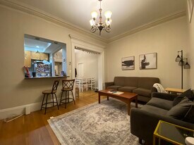 42 Fenway, Unit 12F in Boston, MA - Building Photo