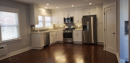 4th in San Diego, CA - Building Photo - Building Photo