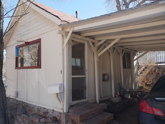 property at 7 Ute Trail