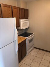 2114 Valleyhigh Dr NW, Unit 2114 Condo in Rochester, MN - Foto de edificio - Building Photo