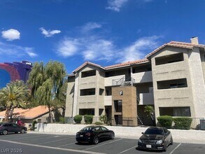 4200 S Valley View Blvd in Las Vegas, NV - Building Photo - Building Photo