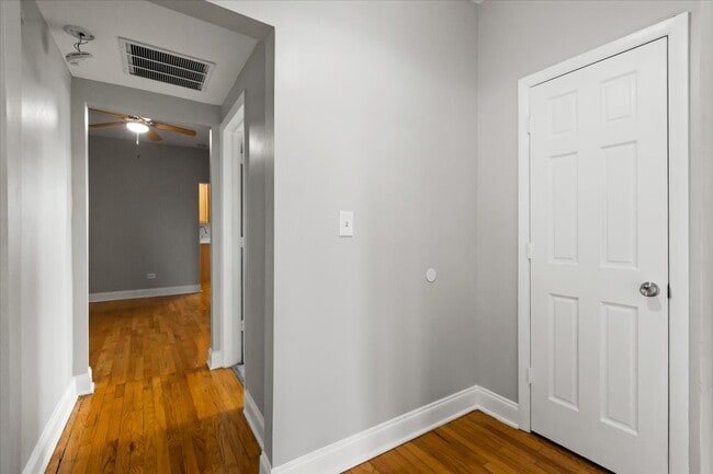 1048 N Spaulding Ave in Chicago, IL - Building Photo - Building Photo