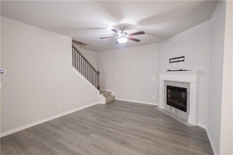 4727 Beacon Ridge Ln in Flowery Branch, GA - Building Photo - Building Photo