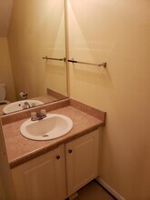 492 Keystone Rd in Mary Esther, FL - Building Photo - Building Photo