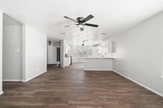 6201 5th St in Lubbock, TX - Building Photo - Building Photo