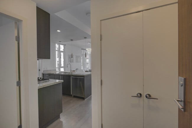 35 W 2nd Ave in Vancouver, BC - Building Photo - Building Photo