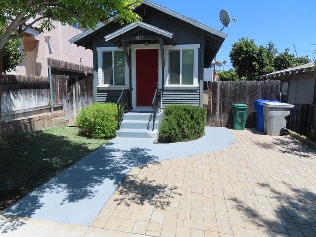 property at 4157 Louisiana St