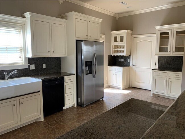 3709 W Cherokee Rd in Rogers, AR - Building Photo - Building Photo