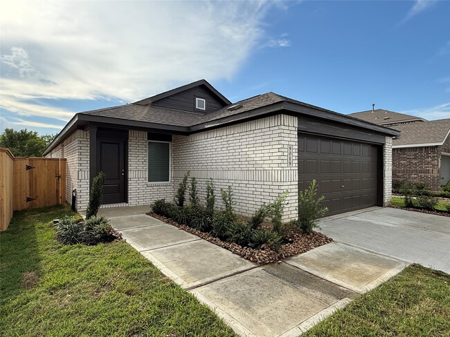 property at 9019 Rose Pelican Ln