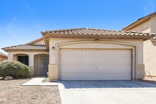 11217 W Berkeley Rd in Avondale, AZ - Building Photo