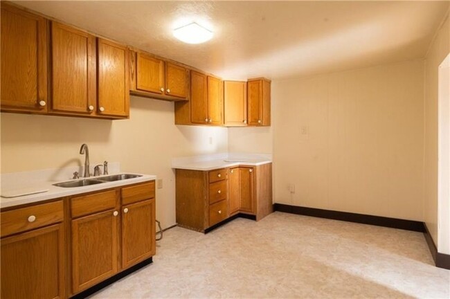 109 1/2 Buffalo St in Freeport, PA - Building Photo - Building Photo