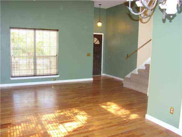 2905 Six Gun Trail in Austin, TX - Building Photo - Building Photo