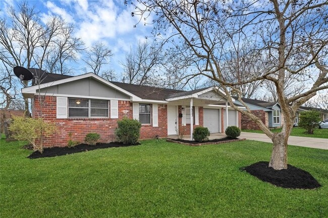 3923 Heatherbloom Dr in Houston, TX - Building Photo - Building Photo