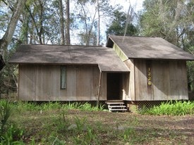 1226 NW 55th Terrace in Gainesville, FL - Building Photo