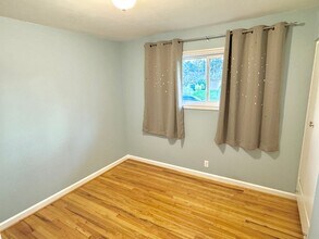 6229 NE Siskiyou St in Portland, OR - Building Photo - Building Photo