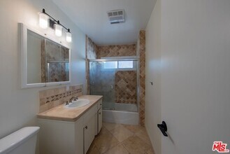 9205 Alcott St, Unit 4 in Los Angeles, CA - Building Photo - Building Photo