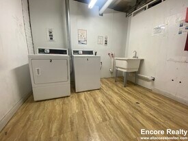 1375 Commonwealth Ave, Unit 9 in Boston, MA - Building Photo