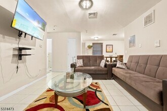 277 Morris Ave in Newark, NJ - Building Photo - Building Photo