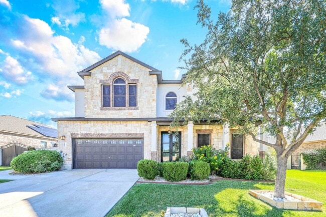 property at 115 Coahuila Loop