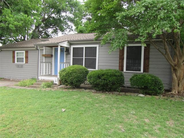 property at 502 Oak St