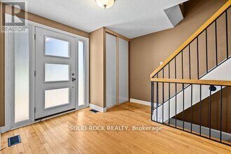 1631 Charbonneau St in Ottawa, ON - Building Photo - Building Photo