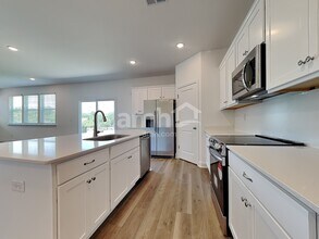 1120 Livengood Wy in Indian Trail, NC - Foto de edificio - Building Photo