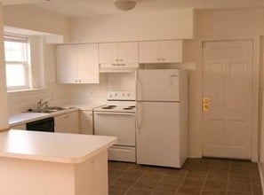 803 Westwood Dr-Unit -2 beds 1 bath 1,100 in Clayton, MO - Foto de edificio - Building Photo