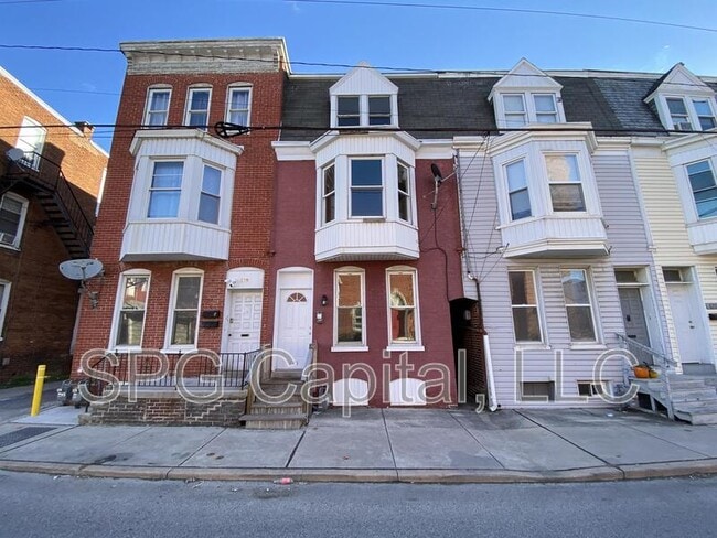 property at 121 S Belvidere Ave