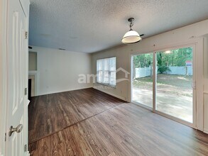 6030 Shining Oak Ln in Charlotte, NC - Building Photo - Building Photo