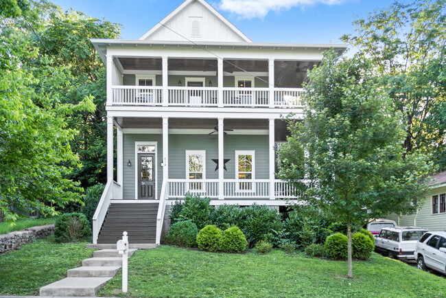 614 S 12th St in Nashville, TN - Foto de edificio - Building Photo
