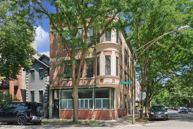 property at 2329 N Oakley Ave