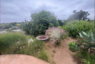 315 Osborne St in Vista, CA - Foto de edificio - Building Photo