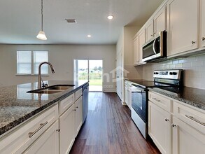 995 Tan Tara Trl in Jacksonville, FL - Building Photo - Building Photo