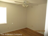 145 Country Dr photo'