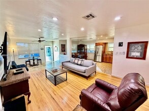 45 SE 14th St in Dania Beach, FL - Building Photo - Building Photo