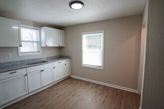 12900 Rosemont Ave in Detroit, MI - Building Photo - Building Photo
