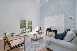 1 Ginny Ct in Manorville, NY - Building Photo - Building Photo