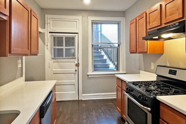 1412-1414 N. Austin Blvd.