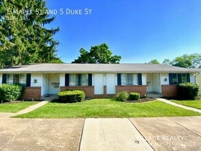 451 E Maple St in Dallastown, PA - Building Photo - Building Photo