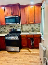 967 Kent Ave in Brooklyn, NY - Building Photo - Building Photo