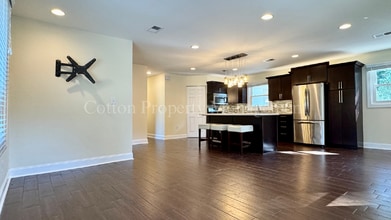 366 Lullwater Dr in Wilmington, NC - Building Photo - Building Photo