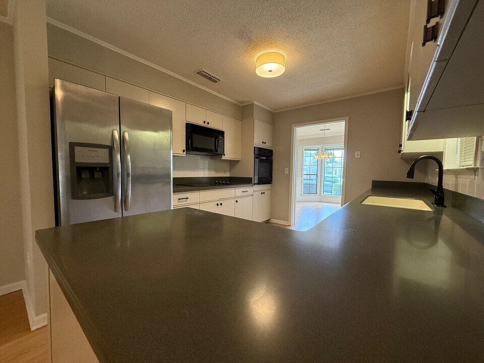 3916 Elm Ave in Montgomery, AL - Building Photo