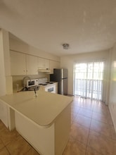 5320 W 21st Ct in Hialeah, FL - Building Photo - Building Photo