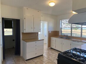 500 Greasy Bend Rd in Smithville, TX - Building Photo - Building Photo