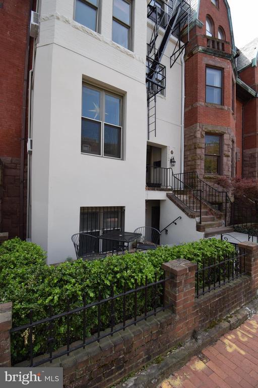 2112 O St NW in Washington, DC - Building Photo - Building Photo