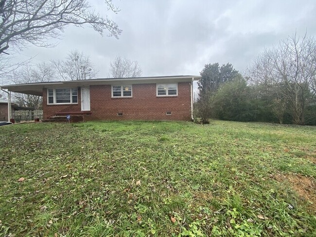 property at 3803 Mastin Lk Rd NW