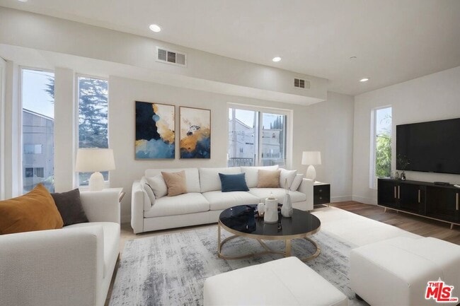 property at 10801 Kling St