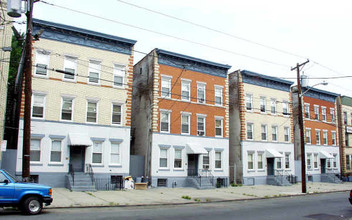 234 Van Horne St in Jersey City, NJ - Building Photo - Building Photo