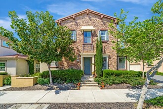 3343 Vittoria Loop in Dublin, CA - Building Photo - Building Photo